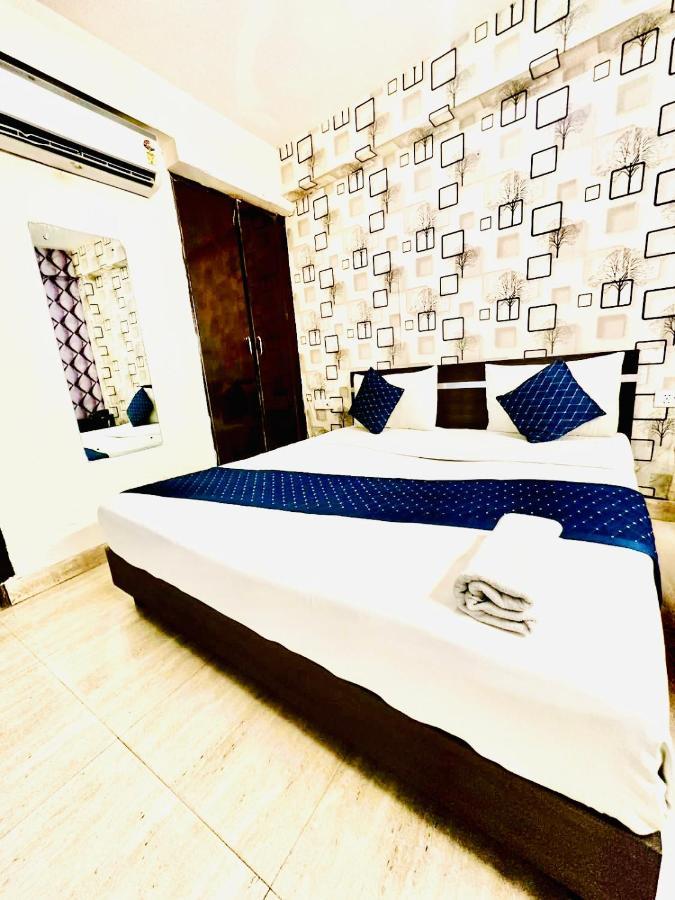 Hotel Square Plaza At Airport New Delhi Eksteriør billede